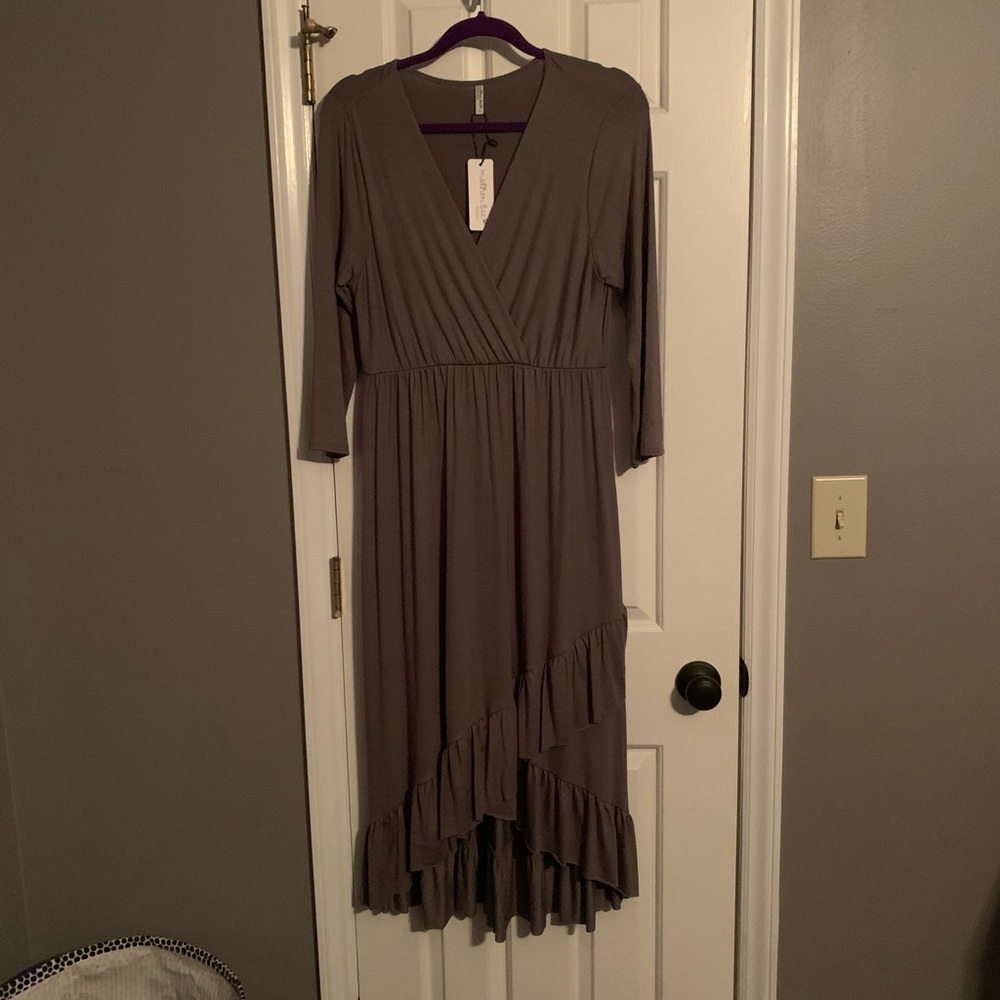 NWT Motherhood maternity dress